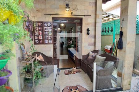 Sala - Entrada de casa à venda com 3 quartos, 360m² em Alto dos Pinheiros, Belo Horizonte