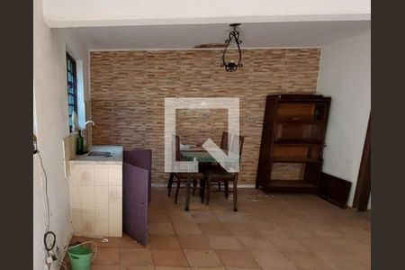 Casa à venda com 2 quartos, 182m² em Vila Tramontano, São Paulo