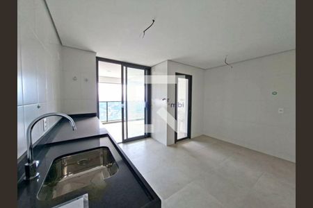 Apartamento à venda com 3 quartos, 186m² em Real Parque, São Paulo