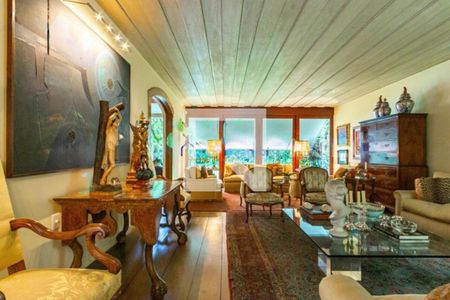 Casa à venda com 4 quartos, 536m² em Jardim Guedala, São Paulo