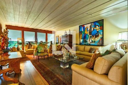 Casa à venda com 4 quartos, 536m² em Jardim Guedala, São Paulo