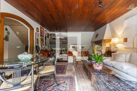 Casa à venda com 4 quartos, 536m² em Jardim Guedala, São Paulo