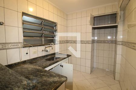 Cozinha de casa de condomínio à venda com 3 quartos, 150m² em Jardim Jussara, São Paulo