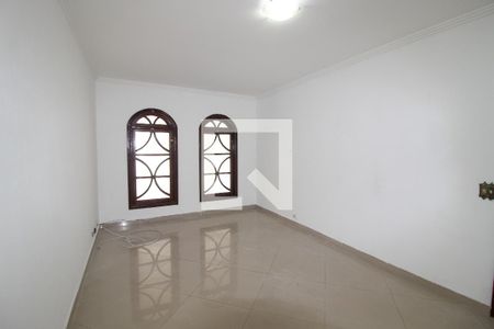 Sala de casa de condomínio à venda com 3 quartos, 150m² em Jardim Jussara, São Paulo