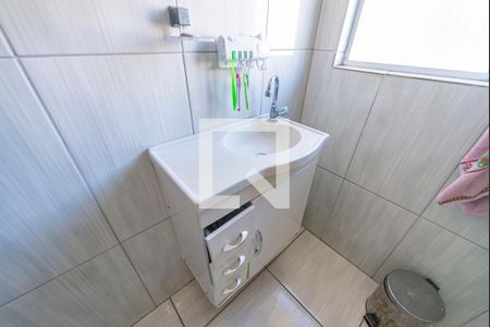 Banheiro Social de casa à venda com 3 quartos, 240m² em Vila Cecilia Maria, Santo André