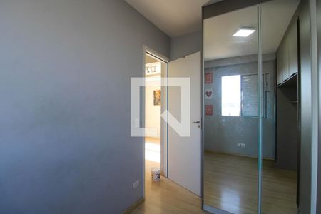 Quarto 1 de apartamento para alugar com 2 quartos, 50m² em Jardim Salete, Taboão da Serra