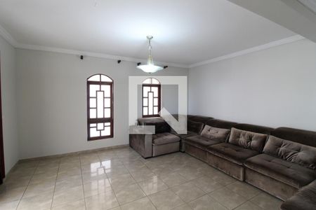 Sala de casa de condomínio à venda com 3 quartos, 250m² em Jardim Jussara, São Paulo