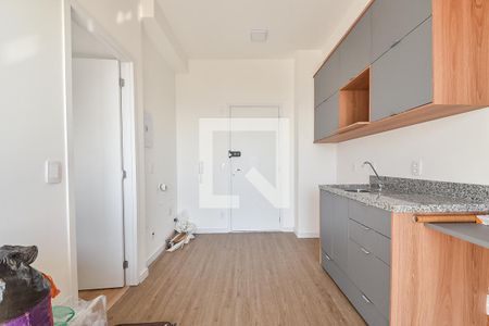 Sala/cozinha de apartamento para alugar com 1 quarto, 29m² em Liberdade, São Paulo