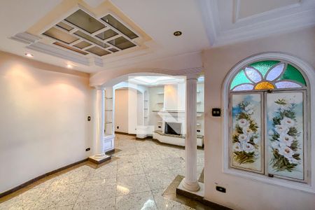 Sala de casa para alugar com 4 quartos, 390m² em Vila Claudia, São Paulo