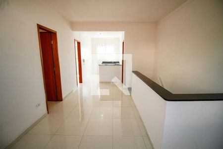Sala de casa de condomínio para alugar com 2 quartos, 68m² em Sítio do Campo, Praia Grande
