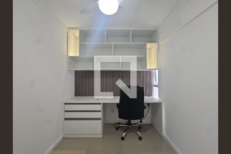 Quarto 1 de apartamento para alugar com 2 quartos, 52m² em Luiz Anselmo, Salvador