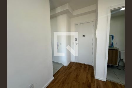 Sala de apartamento à venda com 1 quarto, 43m² em Jardim Tupanci, Barueri