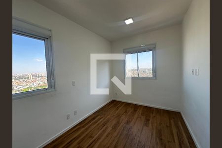 Quarto de apartamento à venda com 1 quarto, 43m² em Jardim Tupanci, Barueri