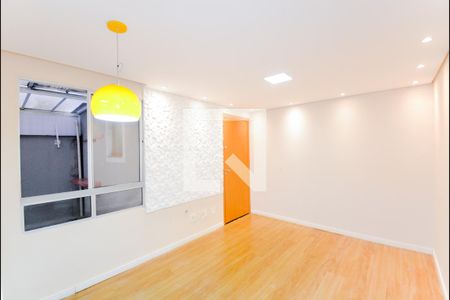 Sala de apartamento para alugar com 2 quartos, 47m² em Água Chata, Guarulhos