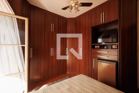 Suíte de casa para alugar com 3 quartos, 129m² em Vila Jaboticabeira, Taubaté