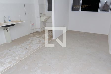 Sala de apartamento para alugar com 2 quartos, 35m² em Guaratiba, Rio de Janeiro