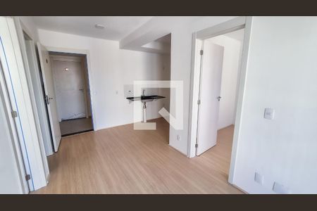 Sala de apartamento para alugar com 2 quartos, 40m² em Irajá, Rio de Janeiro