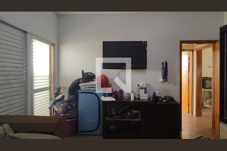 Casa à venda com 3 quartos, 530m² em Vila Pereira Barreto, São Paulo