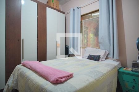Quarto 2 de casa à venda com 2 quartos, 100m² em Santa Rosa de Lima, Porto Alegre