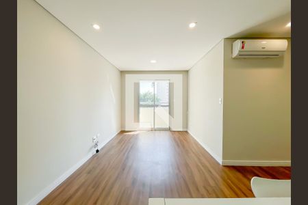 Sala de apartamento para alugar com 3 quartos, 62m² em Jaguaré, Osasco