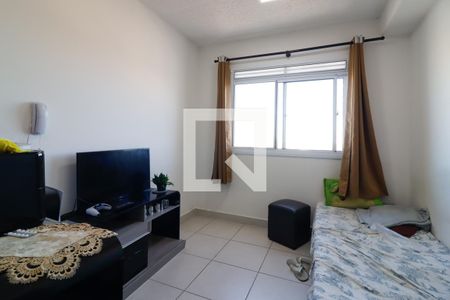 Sala/Cozinha e Área de Serviço de apartamento para alugar com 2 quartos, 32m² em Engenheiro Goulart, São Paulo