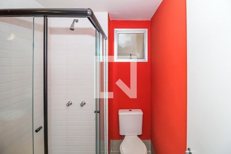 Banheiro de apartamento à venda com 2 quartos, 67m² em Água Branca, São Paulo