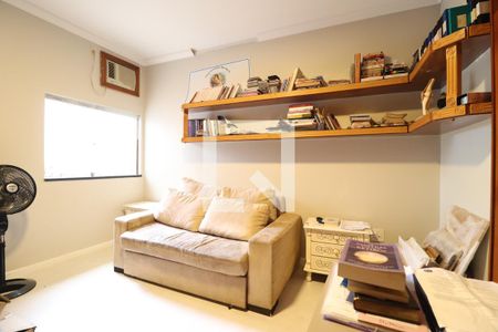 Quarto 1 de casa para alugar com 3 quartos, 331m² em Jardim Karaíba, Uberlândia