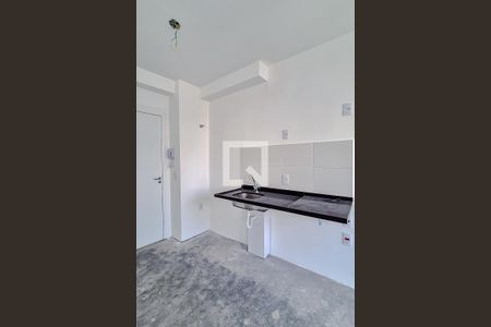 Cozinha de kitnet/studio à venda com 1 quarto, 24m² em Pompeia, São Paulo