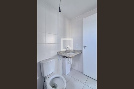 Banheiro de kitnet/studio à venda com 1 quarto, 24m² em Pompeia, São Paulo