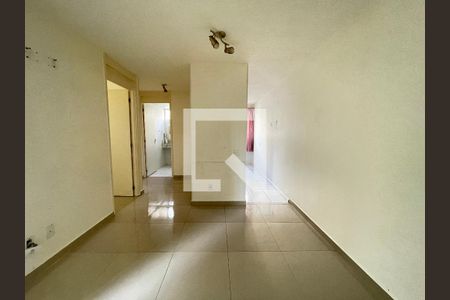 Sala de apartamento para alugar com 2 quartos, 53m² em Parque Ipe, São Paulo