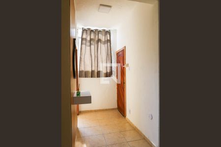 Sala de apartamento para alugar com 1 quarto, 49m² em Tomás Coelho, Rio de Janeiro