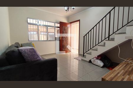 Casa para alugar com 3 quartos, 220m² em Jardim Santa Monica, São Paulo