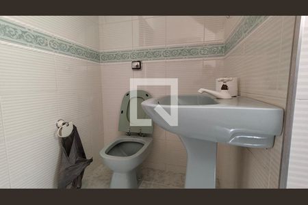 Casa para alugar com 3 quartos, 220m² em Jardim Santa Monica, São Paulo