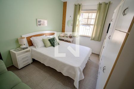 Quarto 2 de casa à venda com 3 quartos, 200m² em Jaguaré, São Paulo