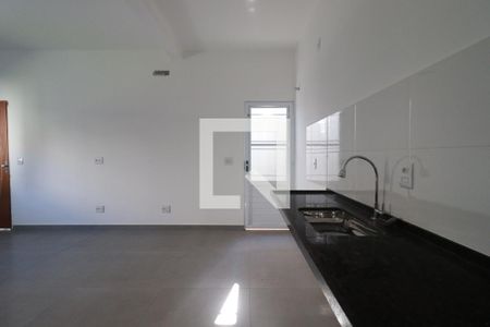 Cozinha de apartamento para alugar com 2 quartos, 55m² em Jardim Zara, Ribeirão Preto