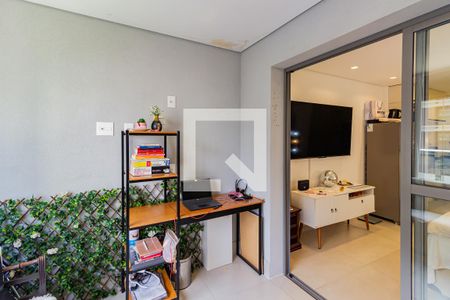Varanda de kitnet/studio à venda com 1 quarto, 30m² em Jardim das Acacias, São Paulo