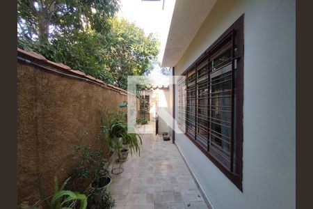 Quintal  de casa à venda com 3 quartos, 315m² em Vila Gumercindo, São Paulo