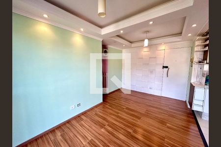 Sala de apartamento para alugar com 2 quartos, 48m² em Jardim Albertina, Guarulhos