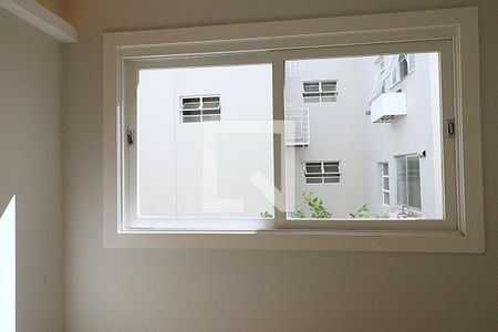 Janela da Sala de apartamento à venda com 2 quartos, 67m² em Petrópolis, Porto Alegre