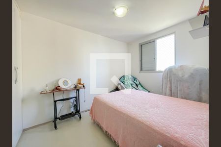 Quarto 1 de apartamento para alugar com 2 quartos, 55m² em Jardim Roberto, Osasco