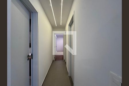 Corredor de apartamento à venda com 3 quartos, 98m² em Recreio dos Bandeirantes, Rio de Janeiro