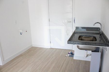Sala/Cozinha de apartamento à venda com 1 quarto, 25m² em Pinheiros, São Paulo