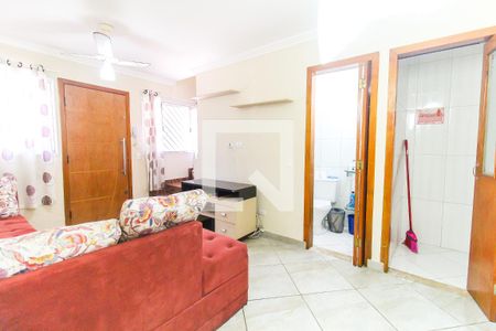 Sala de casa de condomínio para alugar com 2 quartos, 52m² em Itaquera, São Paulo