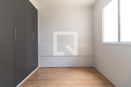 Quarto 1 de apartamento para alugar com 2 quartos, 33m² em Parque Fongaro, São Paulo