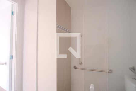 Banheiro de kitnet/studio para alugar com 1 quarto, 29m² em Tatuapé, São Paulo