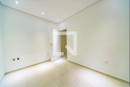 Quarto 1 de casa para alugar com 2 quartos, 90m² em Campestre, Santo André