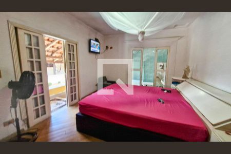 Casa à venda com 3 quartos, 350m² em Jardim Icarai, São Paulo