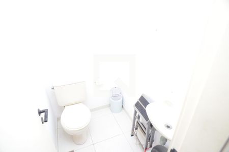 Banheiro Serviço de apartamento à venda com 2 quartos, 71m² em Barra da Tijuca, Rio de Janeiro