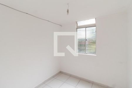Quarto 1 de apartamento para alugar com 2 quartos, 38m² em Conjunto Habitacional Presidente Castelo Branco, Carapicuíba