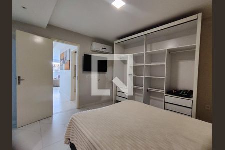 Suíte 1 de casa de condomínio para alugar com 2 quartos, 100m² em Recreio dos Bandeirantes, Rio de Janeiro